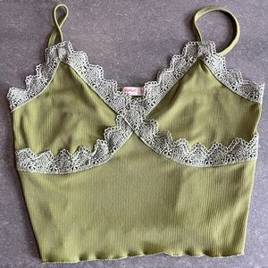 💚green lace tank💚
